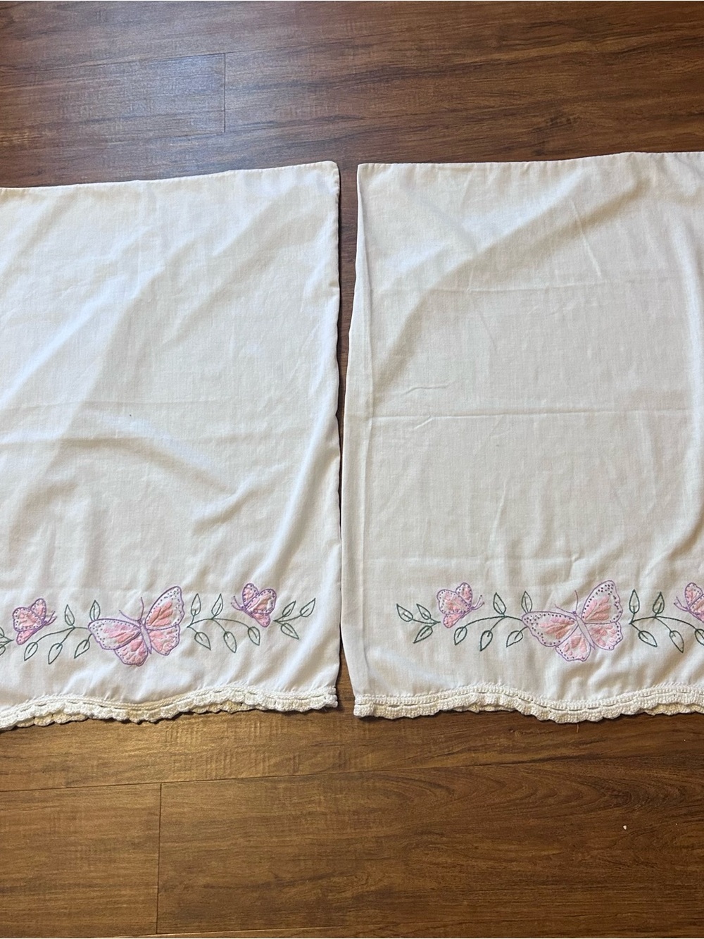 Vintage White Pillowcase Pair with Pink Butterfly Embroidery - Picture 5 of 6
